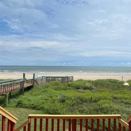 Image 4 - 4400 Stanek Drive, Surfside Beach, Brazoria County, TX 77541, USA - House for sale