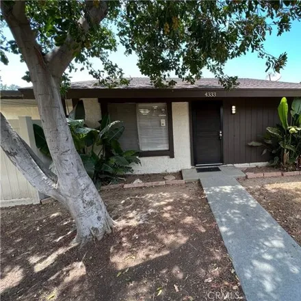 Rent this 3 bed condo on 4333 Kingsbury Place in Riverside, CA 92505