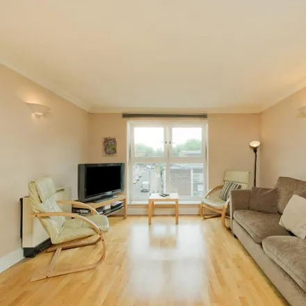 Image 4 - Chelsea Court, 1-17 Melville Place, London, N1 8NF, United Kingdom - Apartment for rent