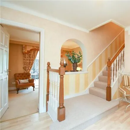 Image 7 - 5 Long Meadow, Heswall, CH60 8QQ, United Kingdom - House for sale