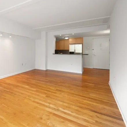 Image 5 - 240 East 10th Street, New York, NY 10009, USA - Condo for sale