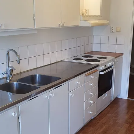 Rent this 3 bed apartment on Liljebergsgatan in 506 39 Borås, Sweden
