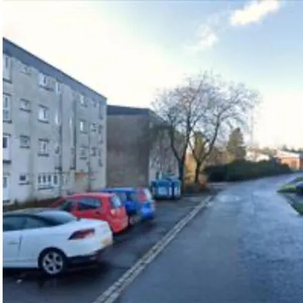 Rent this 3 bed apartment on Sandyknowes Road in Cumbernauld, G67 2PQ