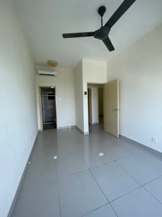 Rent this 3 bed apartment on unnamed road in Overseas Union Garden, 47180 Kuala Lumpur