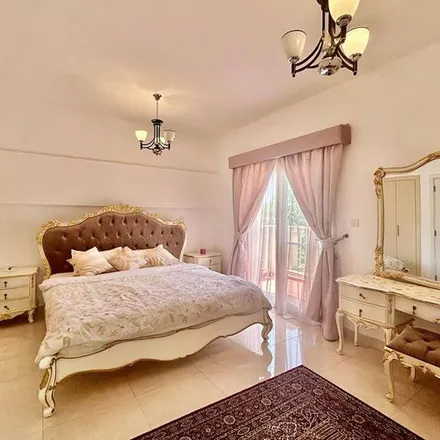 Image 3 - 9 Street, Springs 4, Dubai, United Arab Emirates - Apartment for rent