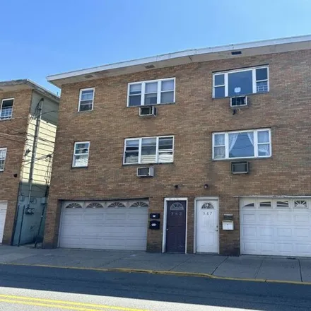 Rent this 3 bed apartment on 568 70th Street in Guttenberg, NJ 07093