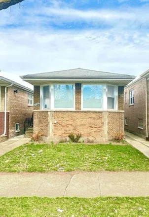 Buy this 3 bed house on 1628 East 93rd Street in Chicago, IL 60617