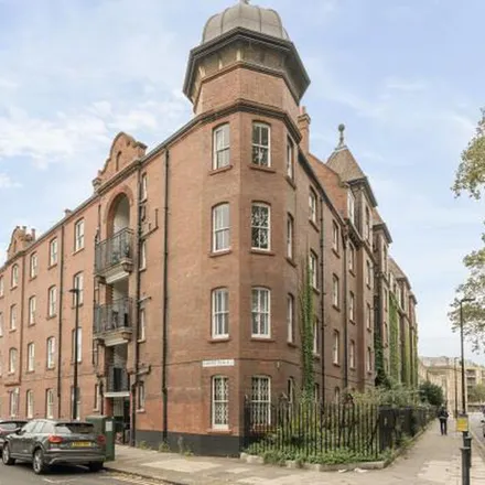 Image 7 - Dunstan Houses, Stepney Green, London, E1 3JU, United Kingdom - Apartment for rent