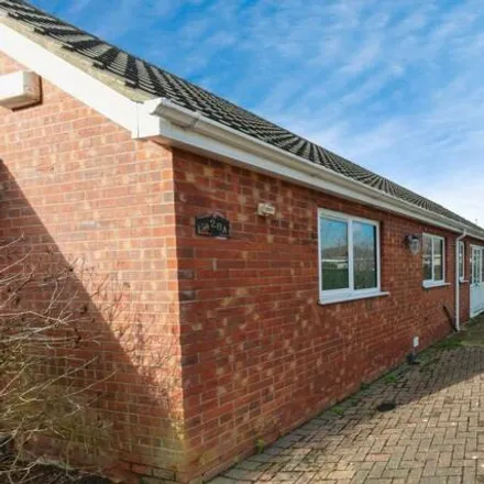 Image 2 - 28 Campden Crescent, Cleethorpes, DN35 7UL, United Kingdom - House for sale