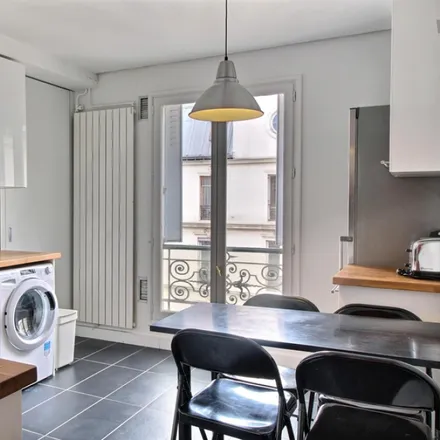 Image 9 - 20 Rue Saint-Lazare, 75009 Paris, France - Apartment for rent