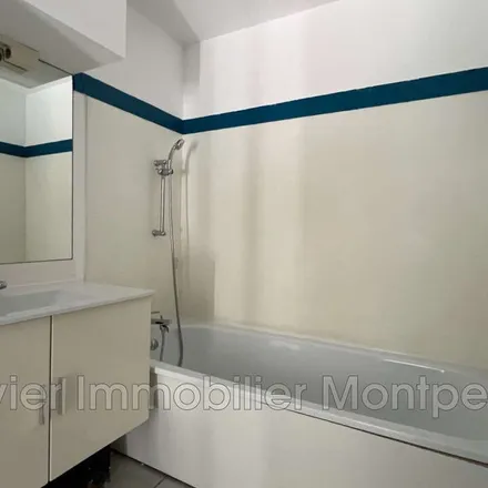 Image 2 - 1 Place Georges Frêche, 34070 Montpellier, France - Apartment for rent