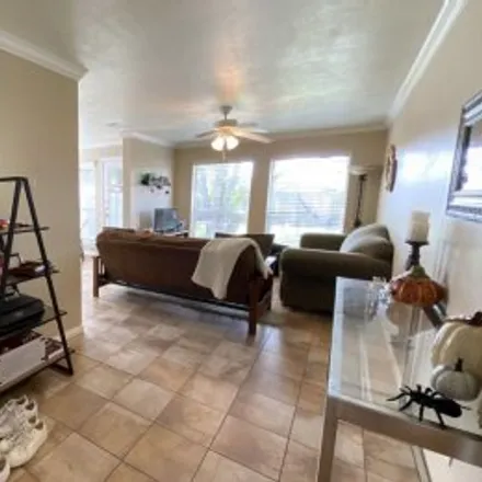 Image 1 - 408 Pronghorn Loop, Steeplechase, College Station - Apartment for sale