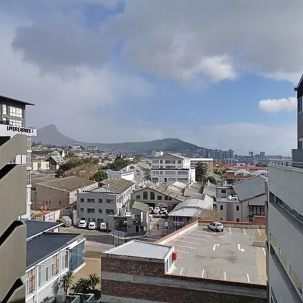 Image 5 - 112 Voortrekker Road, Cape Town Ward 115, Cape Town, 7925, South Africa - Apartment for rent