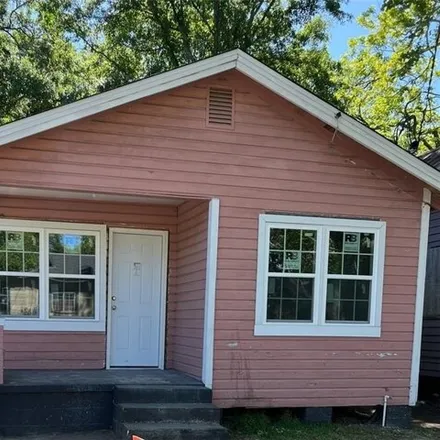 Rent this 3 bed house on 260 North Ann Street in Mobile, AL 36603