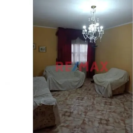 Rent this studio house on Calle Los Crisantemos in Chiclayo 14009, Peru