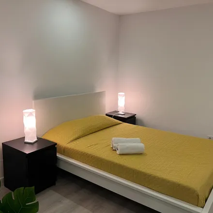 Rent this studio apartment on Rua do Cónego Ferreira Pinto in 4050-446 Porto, Portugal