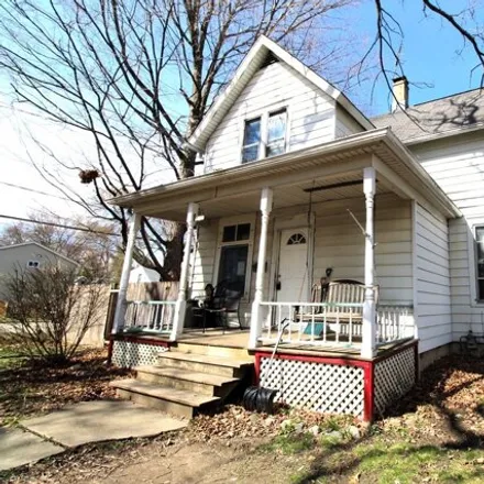 Buy this 3 bed house on 10 Pine Street in Grayslake, IL 60030