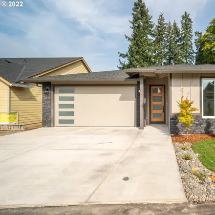 Buy this 3 bed house on 2722 Northeast 102nd Street in Vancouver, WA 98686