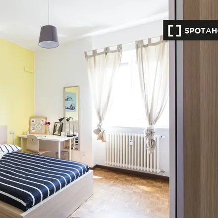 Rent this 6 bed room on Via delle Ginestre in 10, 20094 Cesano Boscone MI