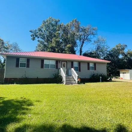 Buy this 4 bed house on 2099 Dana Road in Vicksburg, MS 39180