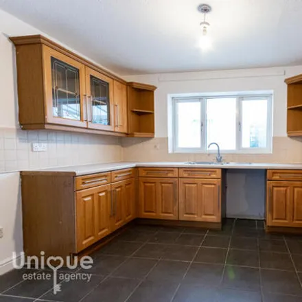 Image 7 - Goldstone Drive, Thornton, FY5 3QF, United Kingdom - Townhouse for sale