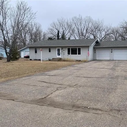Buy this 3 bed house on 314 Maple Drive in Detroit Lakes, MN 56501