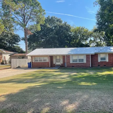 Buy this 3 bed house on 503 Dexter Street in Dothan, AL 36301
