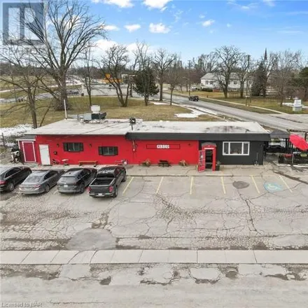 Buy this studio house on 4292 Portage Road in Niagara Falls, ON L2J 1A4
