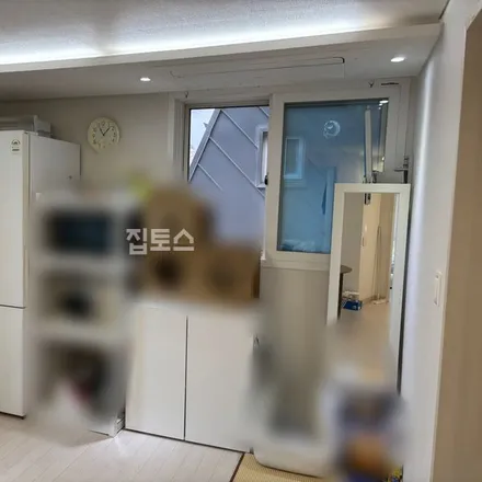 Rent this 2 bed apartment on 서울특별시 서초구 서초동 1487-31