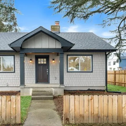 Buy this 7 bed house on 6 Northeast 74th Avenue in Portland, OR 97213