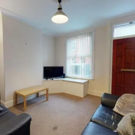 Buy this 5 bed townhouse on Beamsley Mount in Leeds, LS6 1LR
