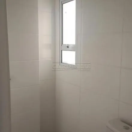 Rent this 2 bed apartment on Drogaria Rosário in Rua Quinze de Novembro, Jardim Macarengo