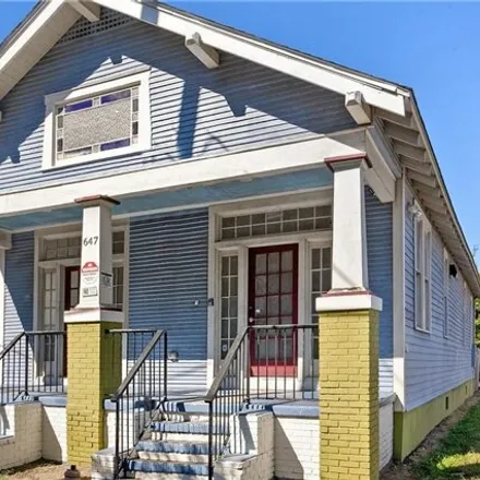 Buy this 3 bed house on 649 South Pierce Street in New Orleans, LA 70119