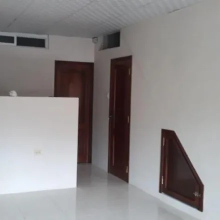 Buy this 3 bed house on Tienda Esthelita in Bolivia, 090403