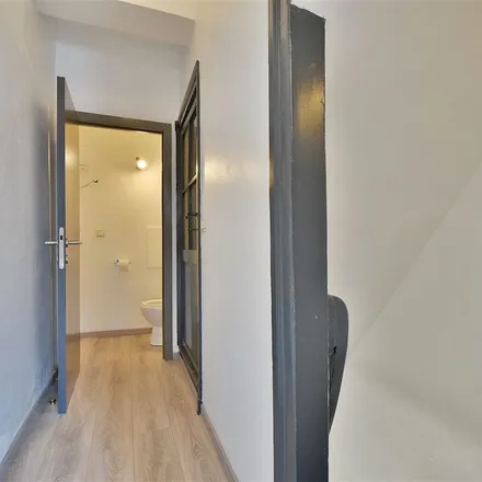 Rent this 1 bed apartment on Rue des Rôtisseurs 9 in 4500 Huy, Belgium