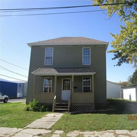 Buy this 4 bed house on 415 West Henry Street in Staunton, IL 62088