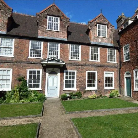 Rent this 5 bed townhouse on Will Kemp Way in Bethel Street, Norwich