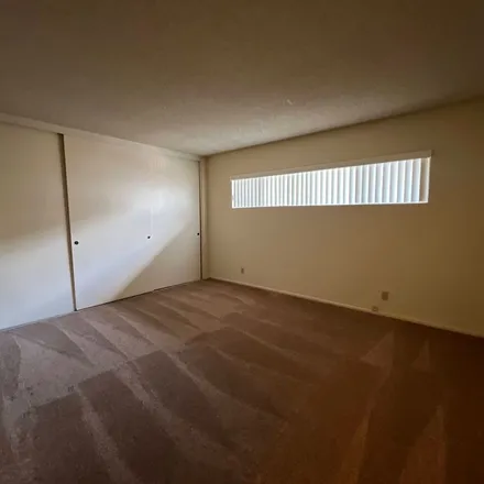Image 5 - 3510 Elm Avenue, Long Beach, CA 90807, USA - Apartment for rent