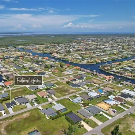 Image 2 - 224 Northwest 35th Place, Cape Coral, FL 33993, USA - House for sale