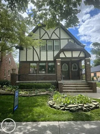 Rent this 2 bed house on 537 Saint Clair Street in Grosse Pointe, MI 48230