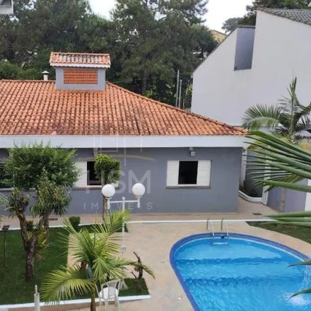 Buy this 5 bed house on Rua Henrique Pinchara in Bairro dos Casa, São Bernardo do Campo - SP