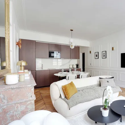 Image 8 - 7 Rue Saint-Sulpice, 75006 Paris, France - Apartment for rent