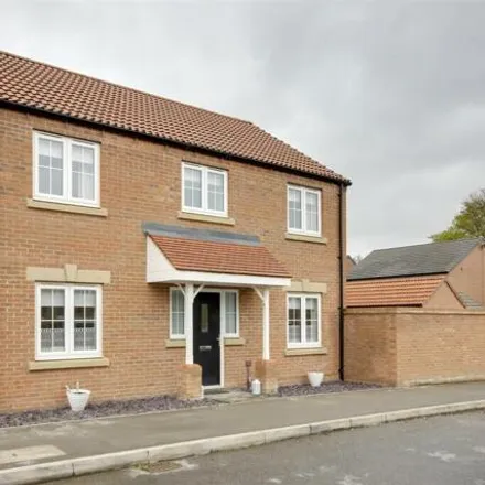 Buy this 4 bed house on Hale Close in Anlaby, HU10 7FZ