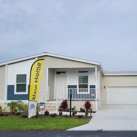 Buy this studio apartment on 7435 Flowering Tree Circle in Groveland, FL