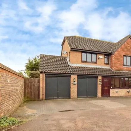 Buy this 4 bed house on unnamed road in West Bridgford, NG2 7TQ
