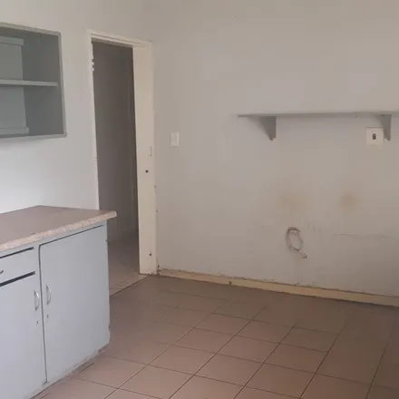 Image 3 - Devon Avenue, Oudorp, Klerksdorp, 2571, South Africa - Apartment for rent