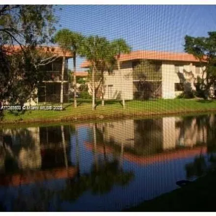 Image 1 - Lake View Drive, Weston, FL 33326, USA - Condo for rent