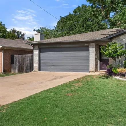 Buy this 3 bed house on 1120 Stone Creek Drive in Mansfield, TX 76063
