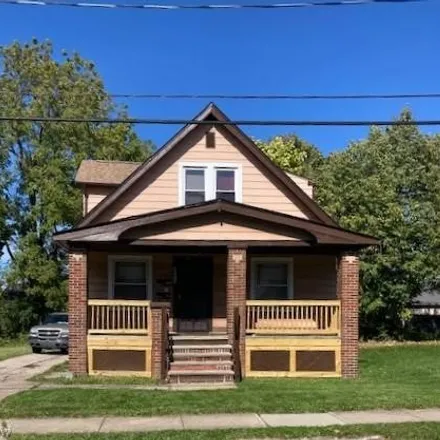 Buy this 4 bed duplex on 10613 Reno Avenue in Cleveland, OH 44105