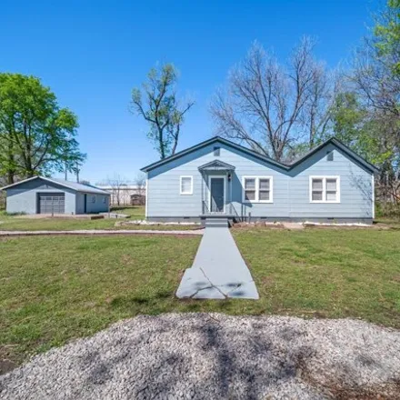 Buy this 3 bed house on 434 North D Avenue in Cleveland, Pawnee County